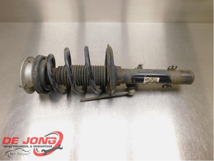 Barre amortisseur avant gauche d'un BMW X3, -, 3 mois de garantie, Utilisé, -