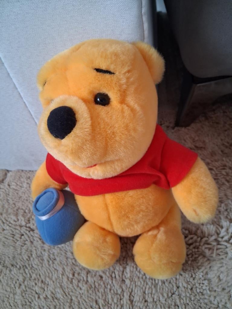Winnie de Pooh met honingpot nieuw, Ophalen of Verzenden