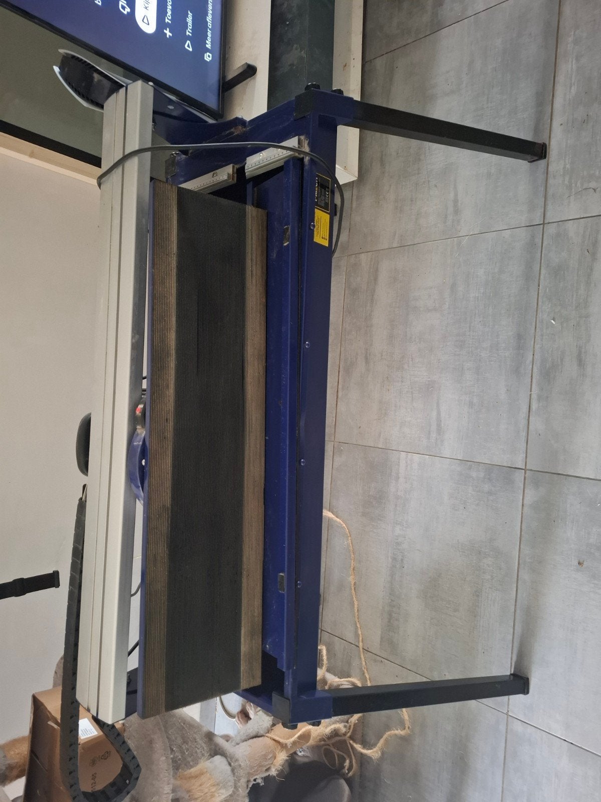 Scie à carreaux TMech 800 W, longueur de coupe 720 mm
Sac T-, Bricolage & Construction, Enlèvement, Comme neuf, 600 à 1200 watts