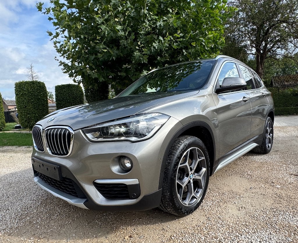 PRACHTIGE BMW X1 SDRIVE 1.8i X-LINE AUTOMAAT, Auto's, Dealer onderhouden, Leder en Stof, Bedrijf, 5 zetels