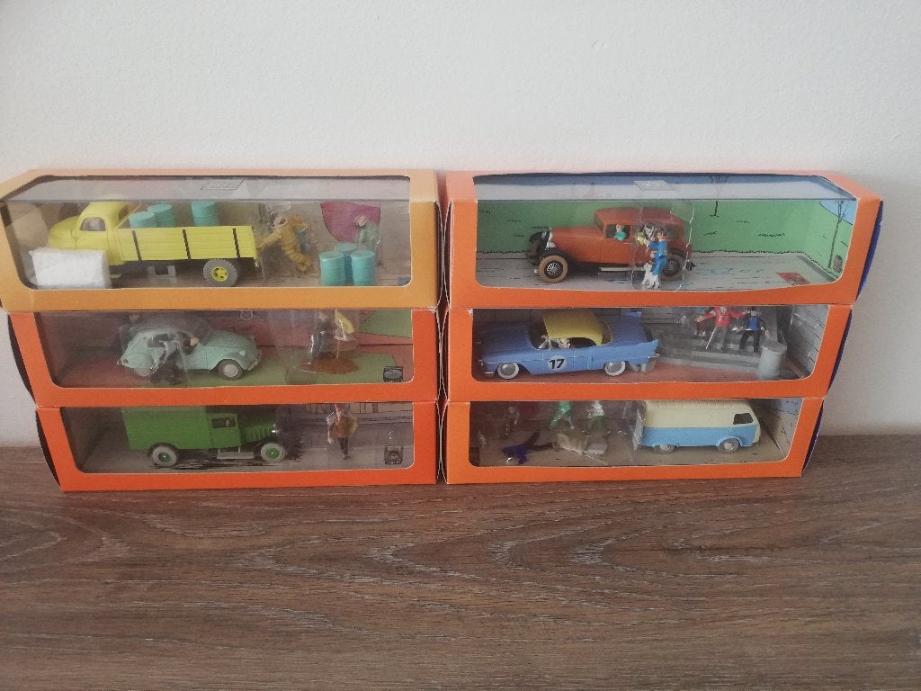 Voitures Tintin 1/43 dioramas série complète, Collections, Enlèvement ou Envoi, Tintin, Comme neuf