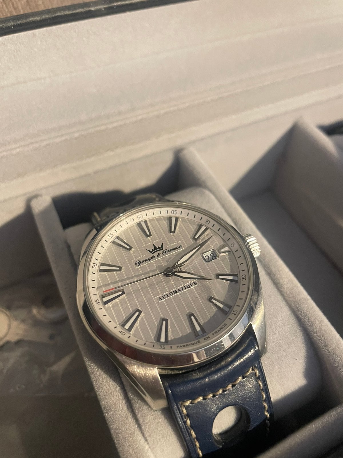 Montre automatique - Yonger & Bresson, Montre-bracelet, Autres marques, Cuir, Enlèvement