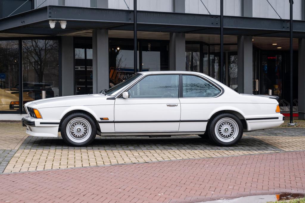 BMW 6 Serie M635 CSI (bj 1988), Auto's, 4 zetels, Zwart, 260 pk, Wit