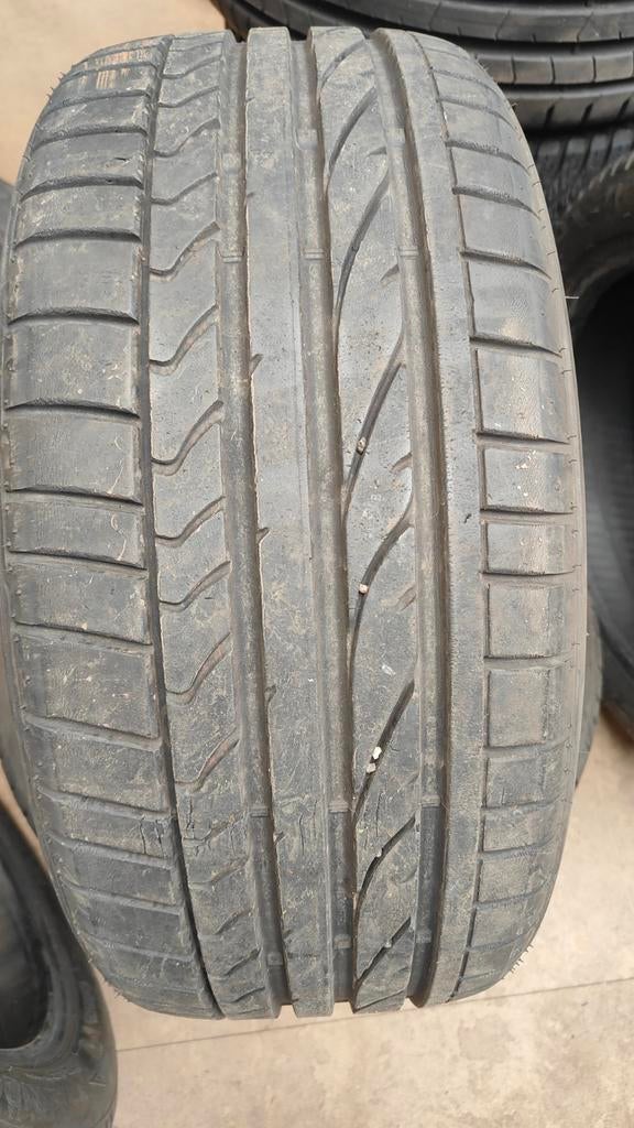 215/40r17 Bridgestone 40€ per stuk met montage en balanceren, Ophalen