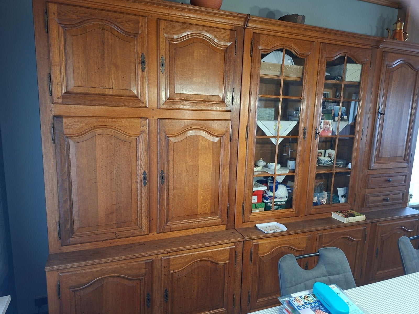 Wandkast eik, Ophalen