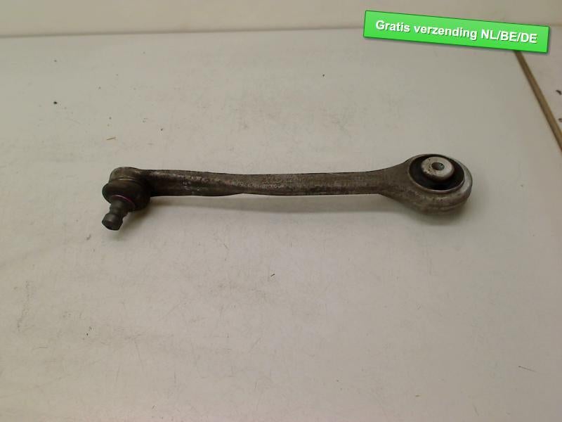 BRAS DE SUSPENSION AVANT DROIT SUPERIEUR Audi A4 Avant (B8), Dhr. R. de Gouw, Audi, Utilisé, De Bloemendaal 21 21
5221 EB  'S HERTOGENBOSCH, NL