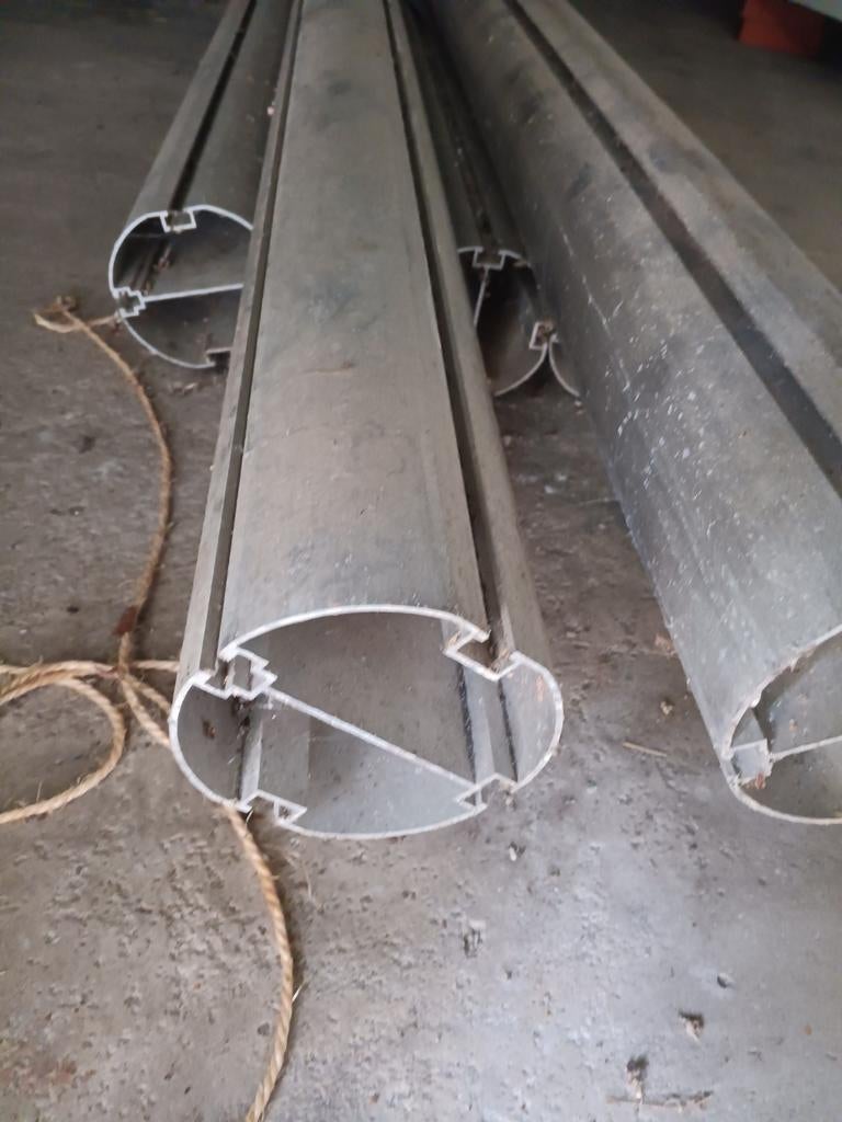 Aluminium profielbuizen met 4 groeven nieuw, Ophalen