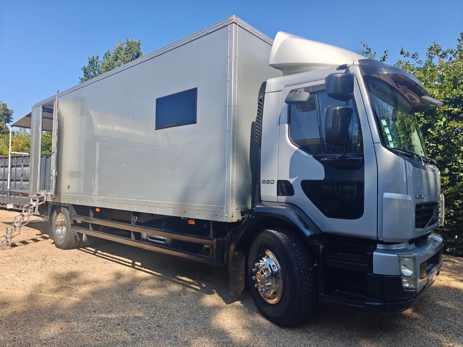 Mobilhome Volvo, Automaat, Diesel, Particulier, 3 tot 6 maanden geleden