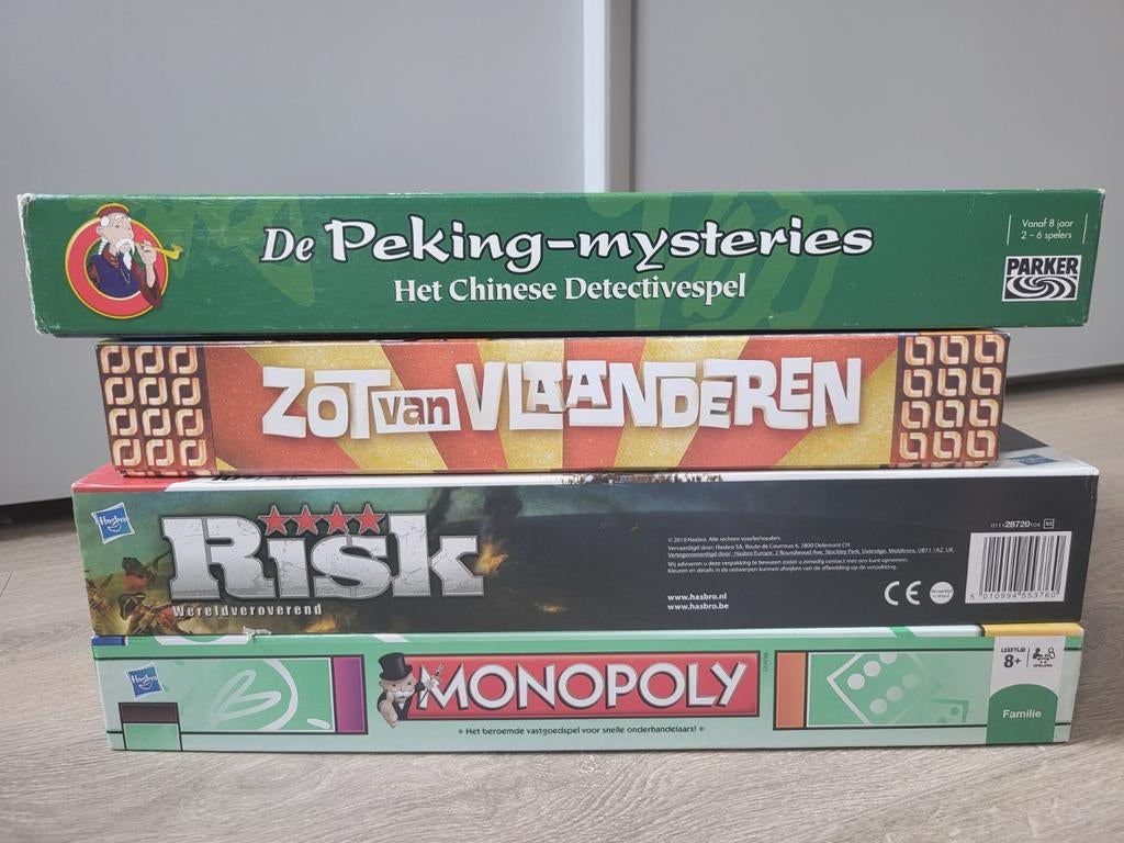 Gezelschapsspellen bundle – Risk, Monopoly, etc, Hobby en Vrije tijd, Ophalen