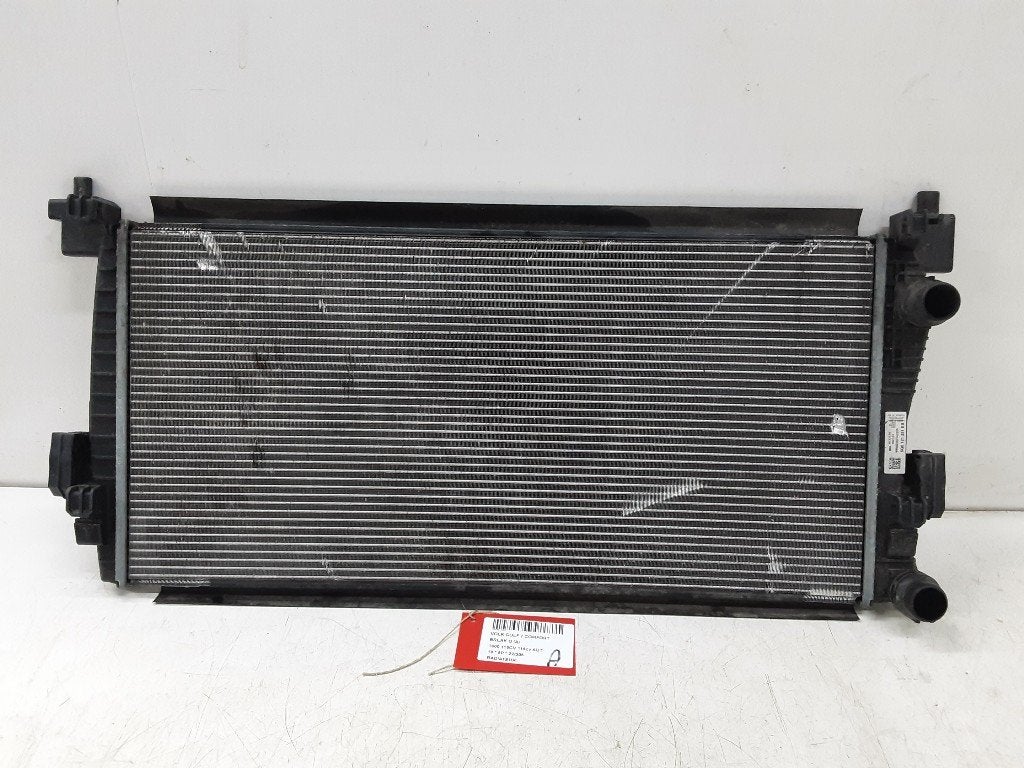 RADIATEUR EAU Golf VII Variant (AUVV) (5Q0121251EB), Volkswagen, Mevr. I. Hauben, Utilisé, Rue de l'Espoir 34 34
4030  GRIVEGNÉE, BE