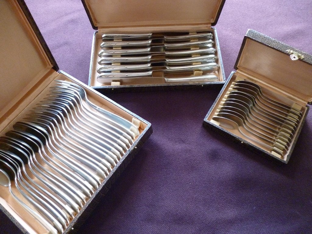 Coffrets couverts "Maurinox", Antiek en Kunst, Antiek | Bestek, Ophalen