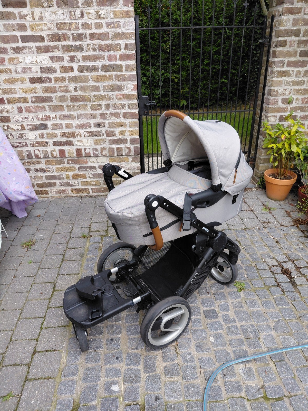 Mutsy Evo kinderwagen wieg met meerijplank, Enfants & Bébés, Enlèvement, Utilisé, Poussette, Mutsy