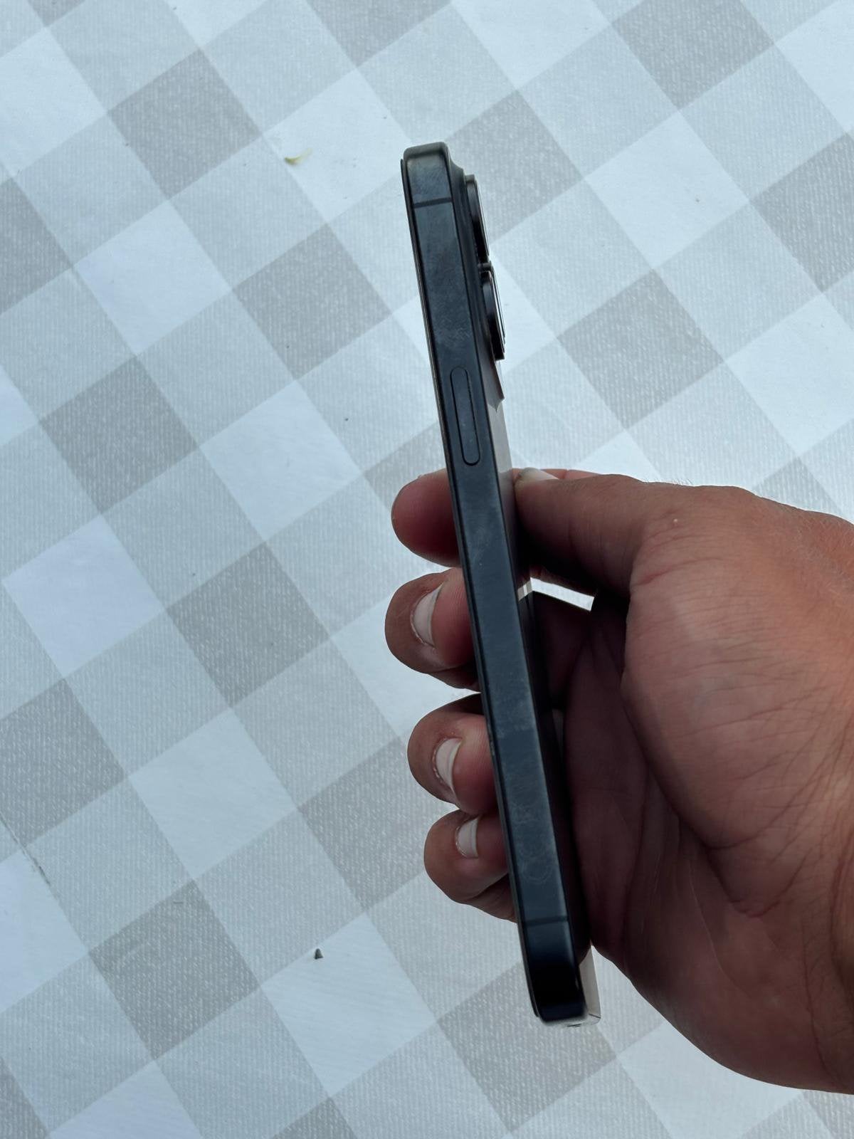 Iphone 15 pro max, Télécoms, IPhone 15 Pro Max, Comme neuf, Enlèvement, 81 %