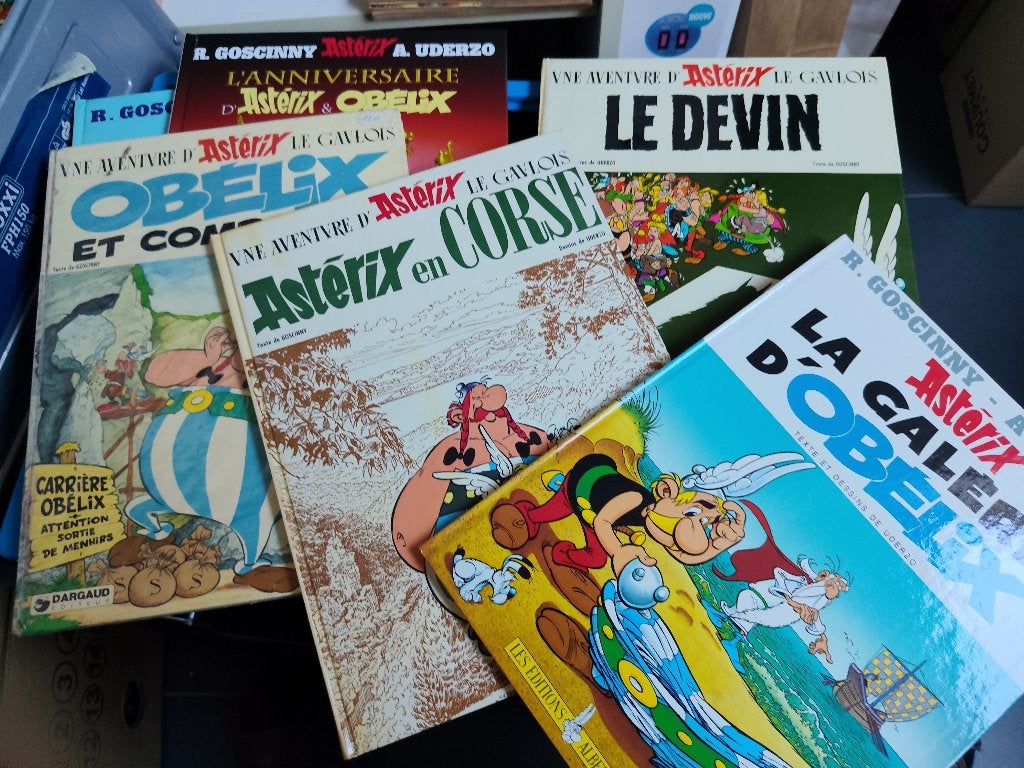 lot de 39 bd  astérix   eo - réed, Livres, Plusieurs BD, Enlèvement, Utilisé
