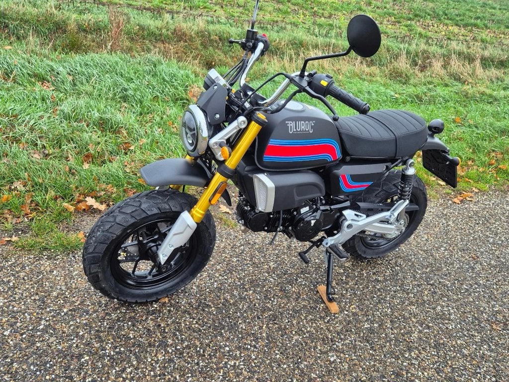 BLUROC X-Bongo 50 de nieuwe hype voor jongeren +gratis helm, Ophalen, Nieuw, 49 cc, 4 versnellingen