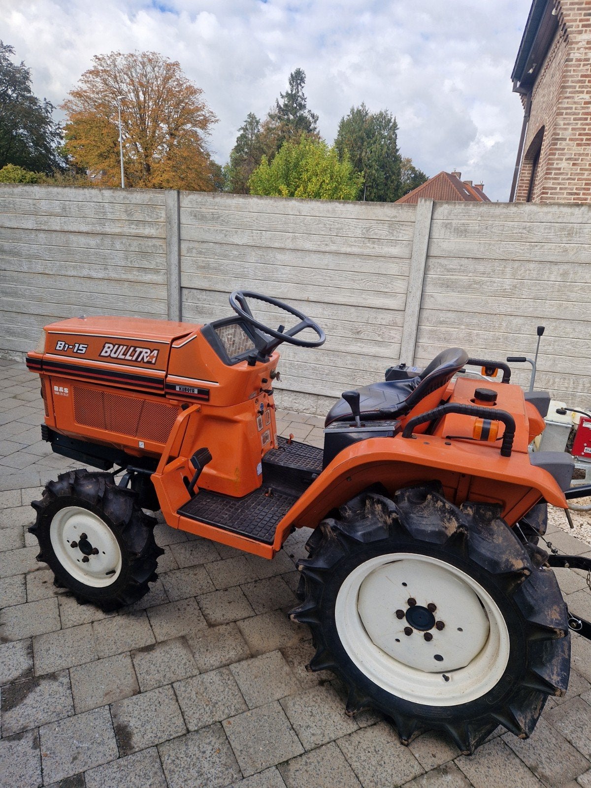 Kubota Bulltra B1 15  18pk, Zakelijke goederen, Ophalen