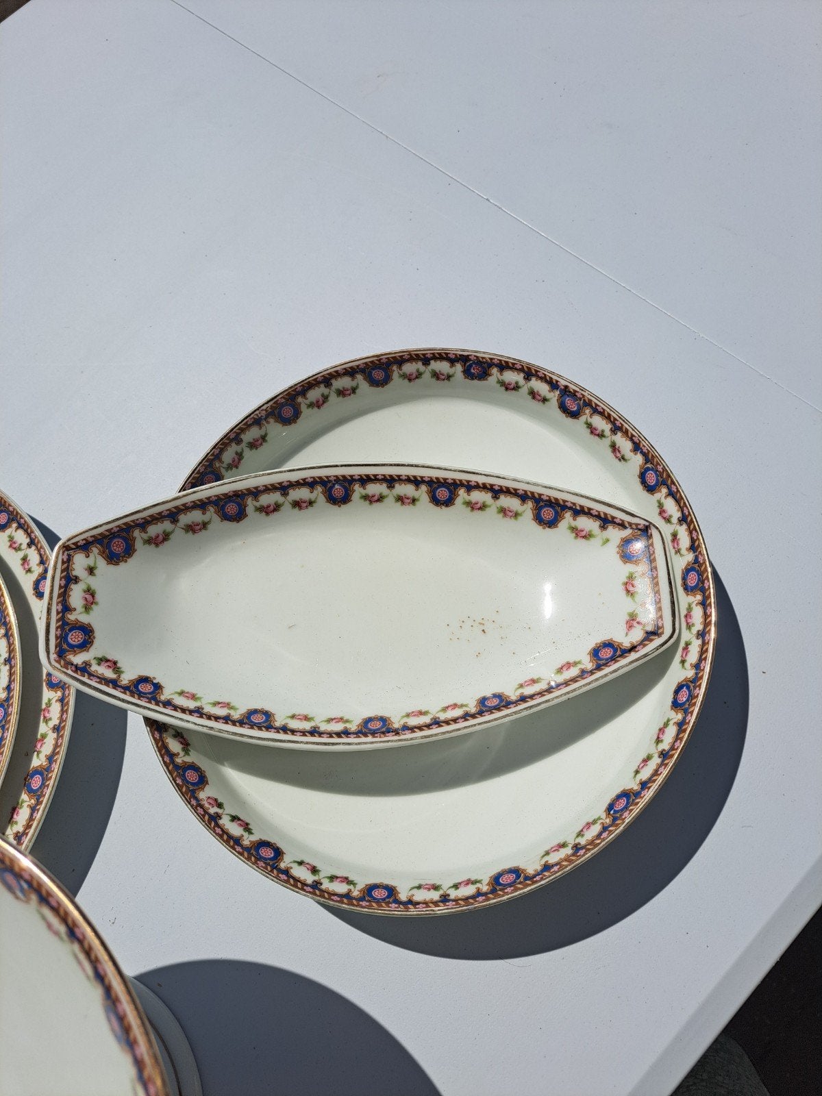 Antiek servies chodau, Enlèvement
