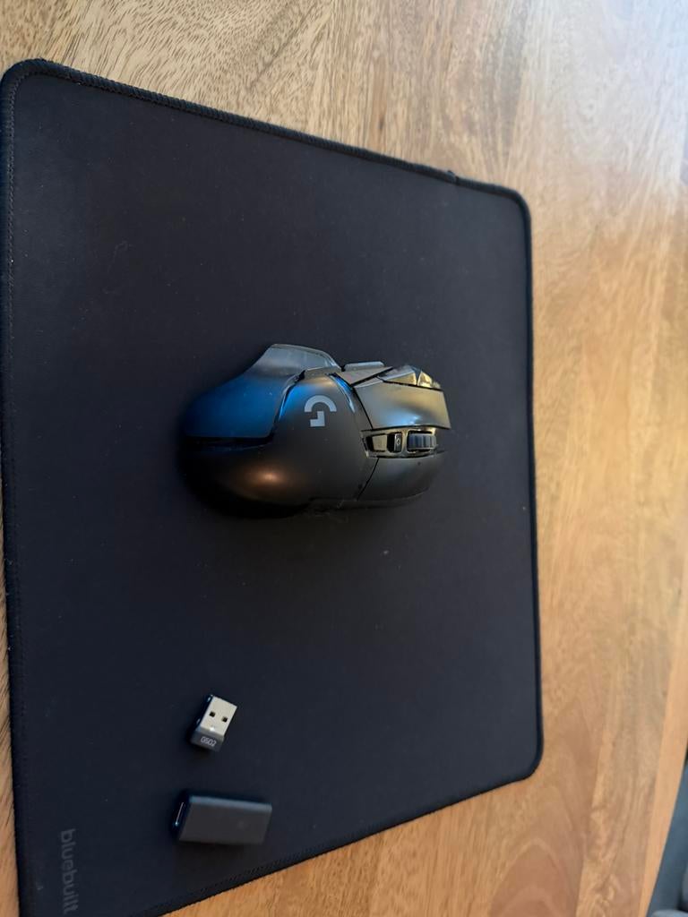 Logitech G502 draadloze gamingmuis + gratis muismat, Computers en Software, Muizen, Gebruikt, Muis, Rechtshandig, Draadloos, Ergonomisch