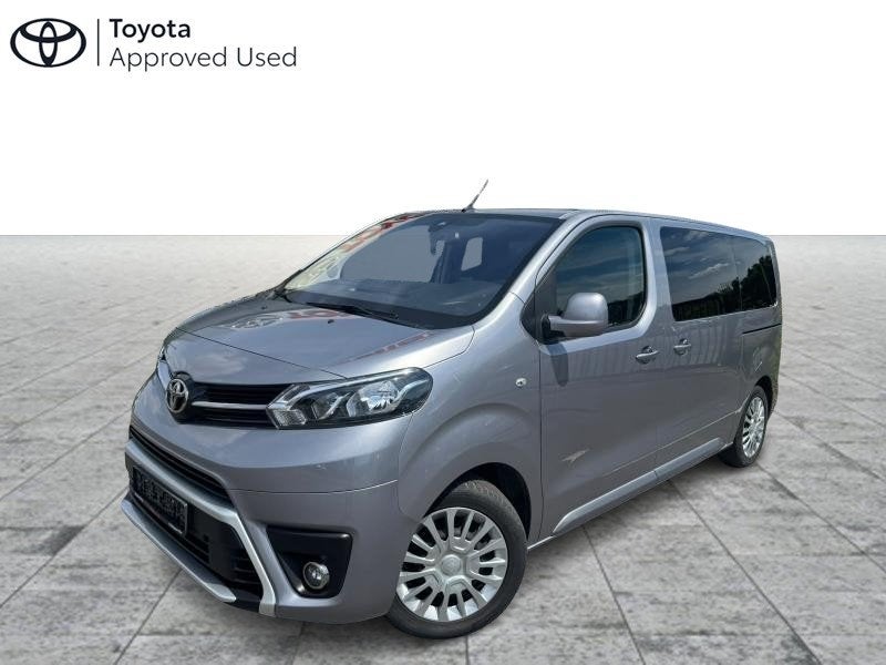 Toyota ProAce MEDIUM 2.0D 140hp MT MPV 8 PLACES, Argent ou Gris, Achat, Euro 6, ProAce