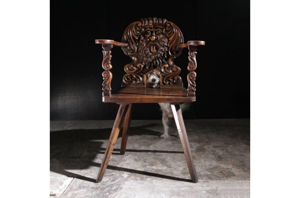 17th Century Renaissance Sgabello Walnut Chair, Enlèvement