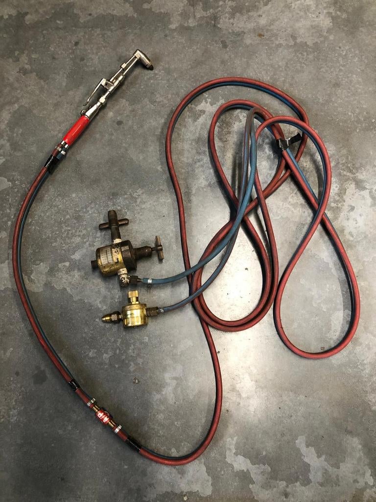 Snijbrander met bijhorende manometers en terugslagkleppen, Doe-het-zelf en Bouw, Gereedschap | Lasapparaten, Ophalen
