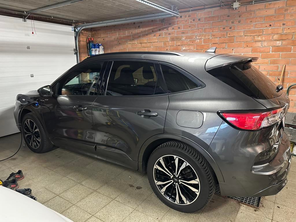 Ford kuga st-line X phev 2021, Auto's, Ford, 4 deurs, Leder en Stof, Dealer onderhouden, Kuga