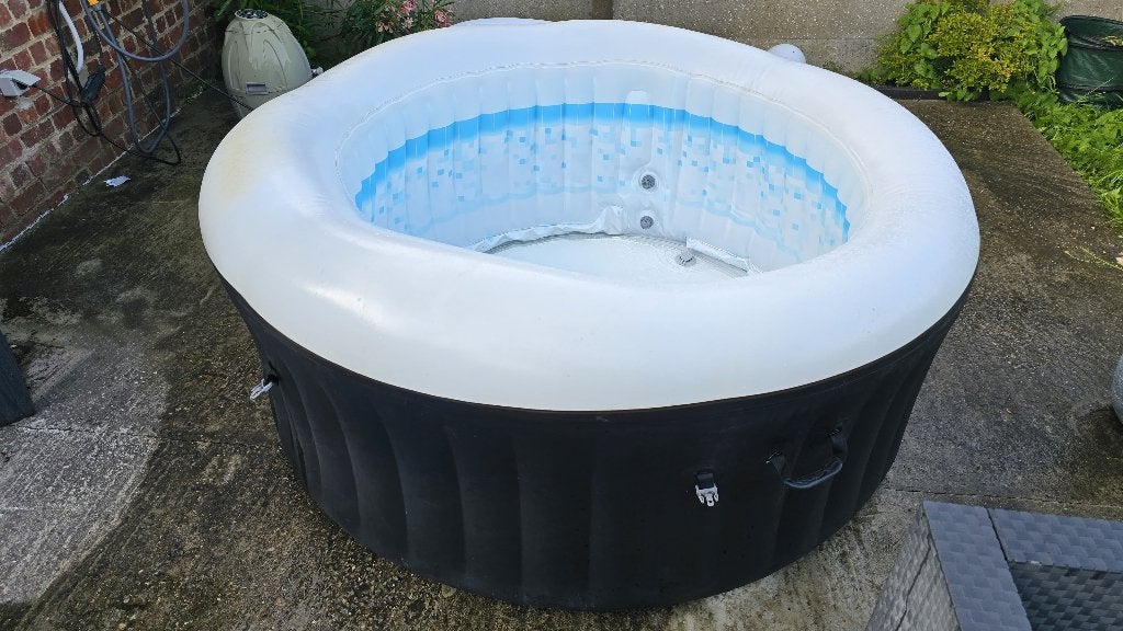 Bubbelbad van Lay-z-Spa, Ophalen, Gebruikt, Filter, Opblaasbaar