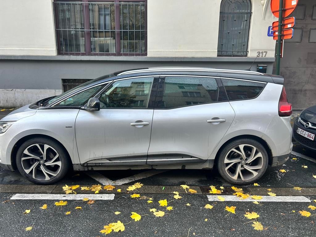 Renault Scenic 4 2018, benzine automaat Bose-editie, Auto's, Automaat, 7 zetels, 5 deurs, Particulier