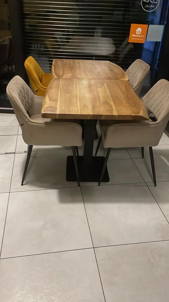 Mobilier d'accueil, Enlèvement, Utilisé, Textile Horeca