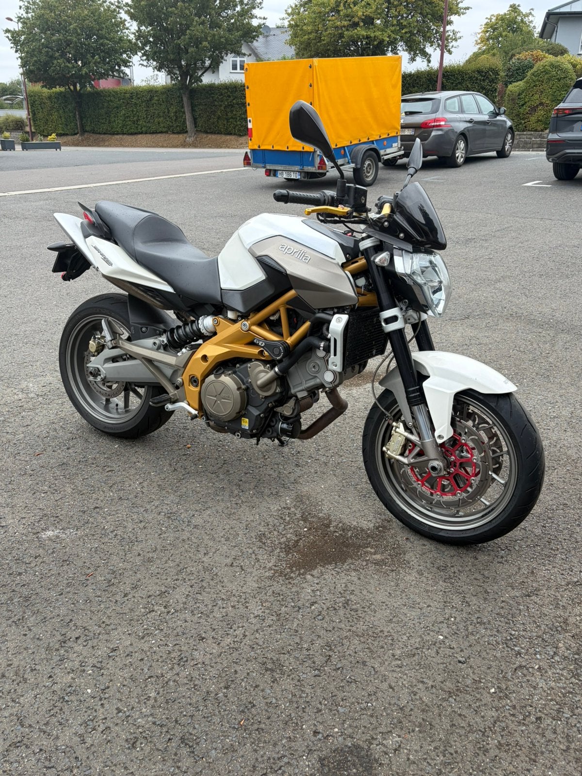 Aprilia shiver 750, Particulier, Naked bike
