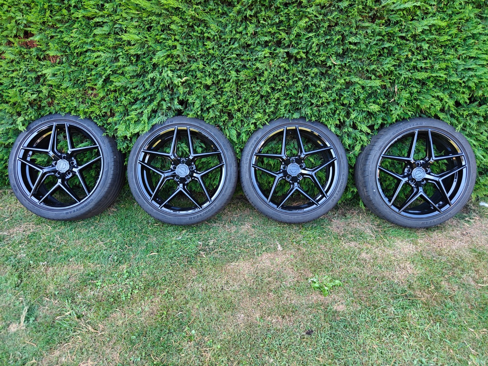 Ensemble de roues Concaver CVR2 de 20 pouces + Goodyear E, 255 mm, Véhicule de tourisme, Pneus été, Pneu(s)