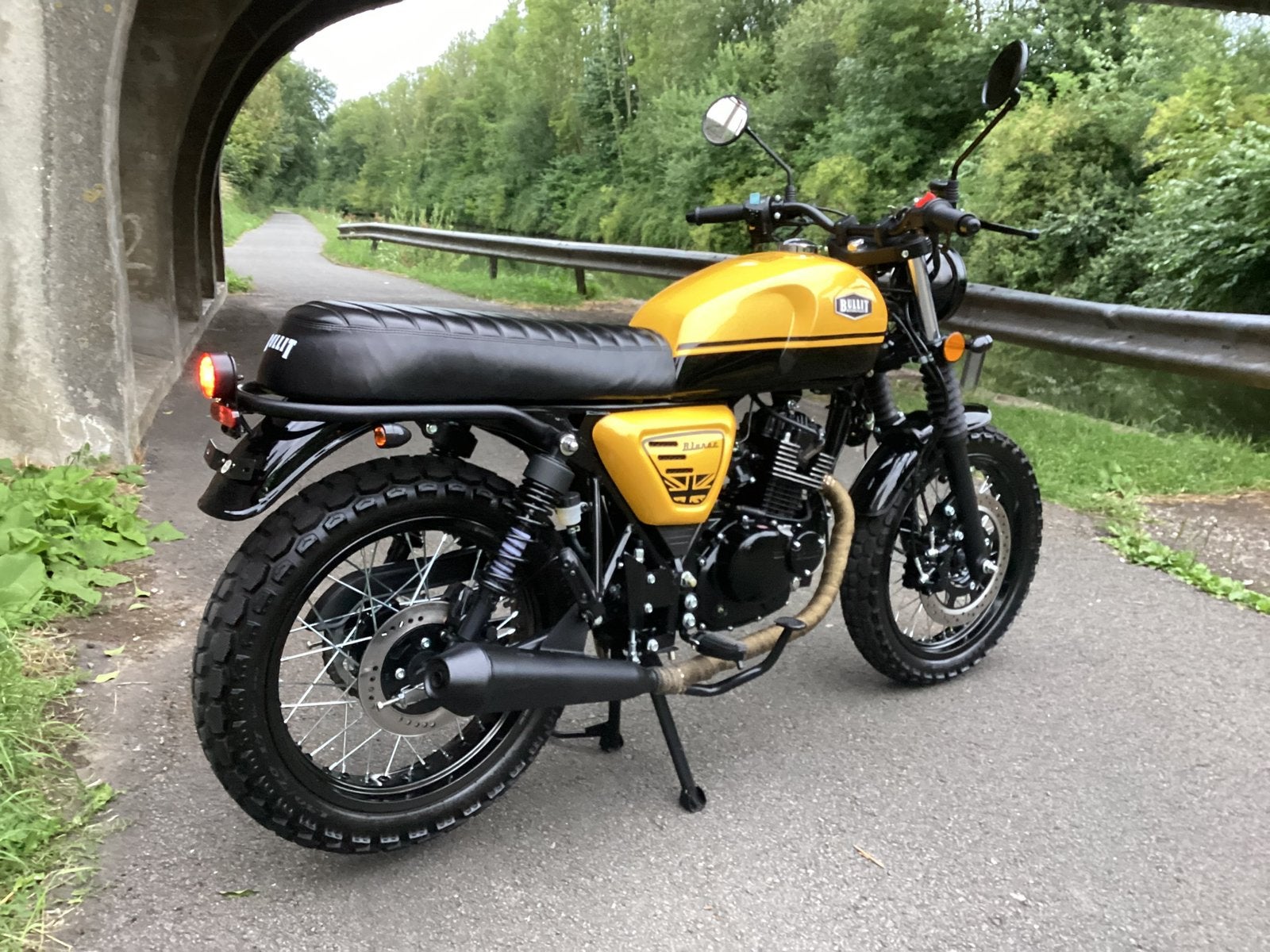 Bluroc 125 bullit, Particulier