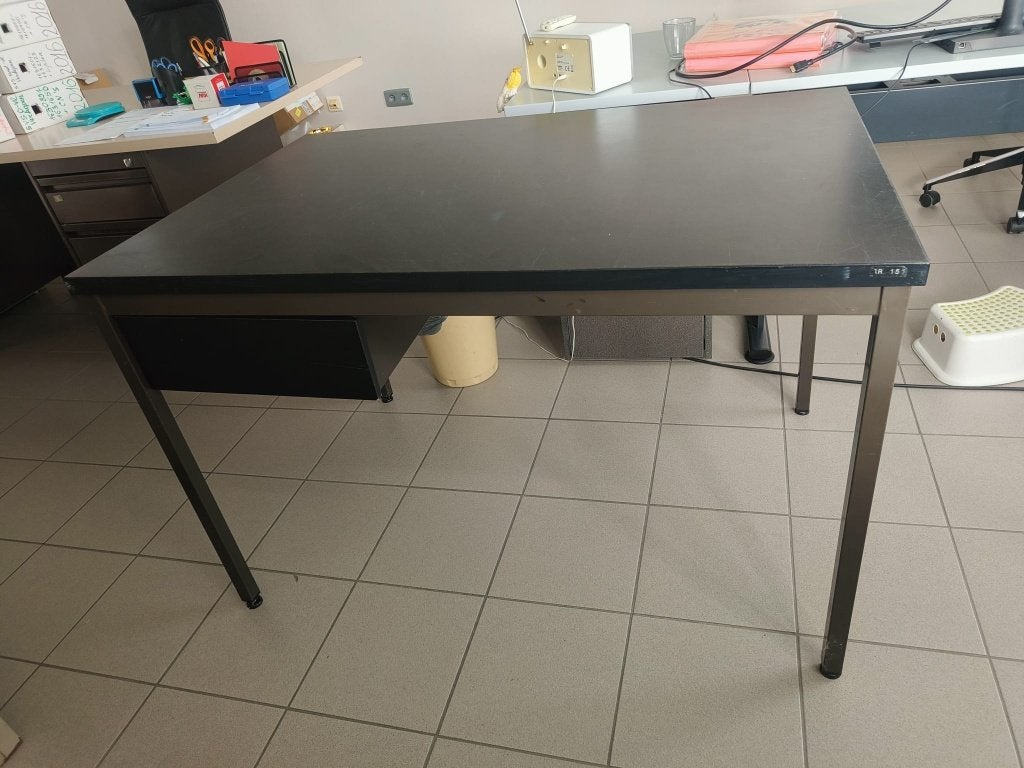 Mewaf bureau, Enlèvement, Utilisé, 78 cm, 120 cm