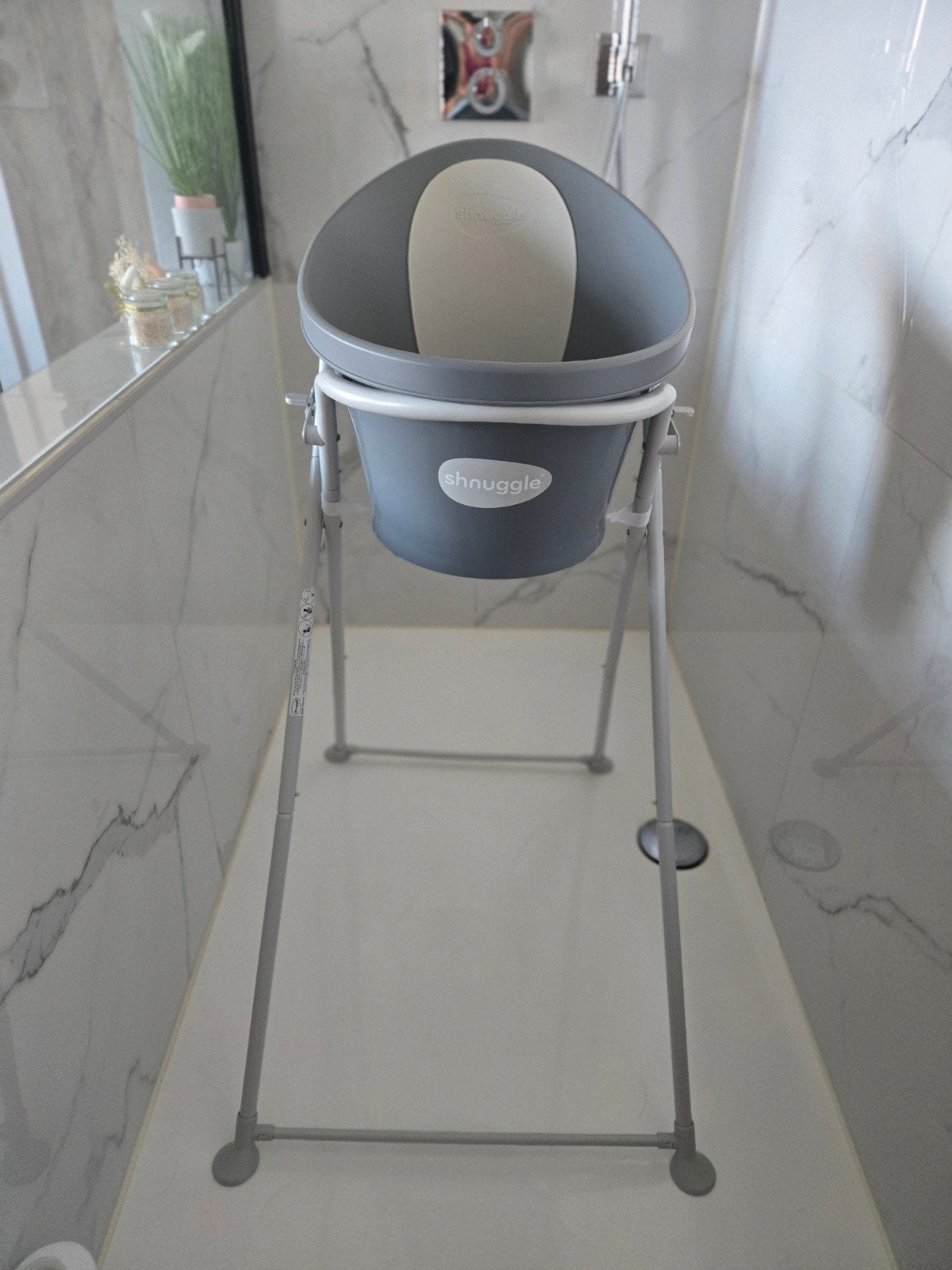 shnuggle badje met staander, Kinderen en Baby's, Badjes en Verzorging, Zo goed als nieuw, Badje, Standaard, Ophalen