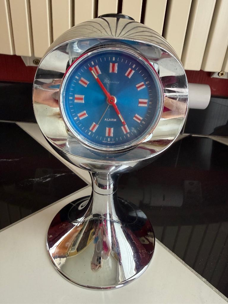 Vintage klok/wekker West Germany, Huis en Inrichting, Woonaccessoires | Klokken, Ophalen of Verzenden, Zo goed als nieuw, Analoog