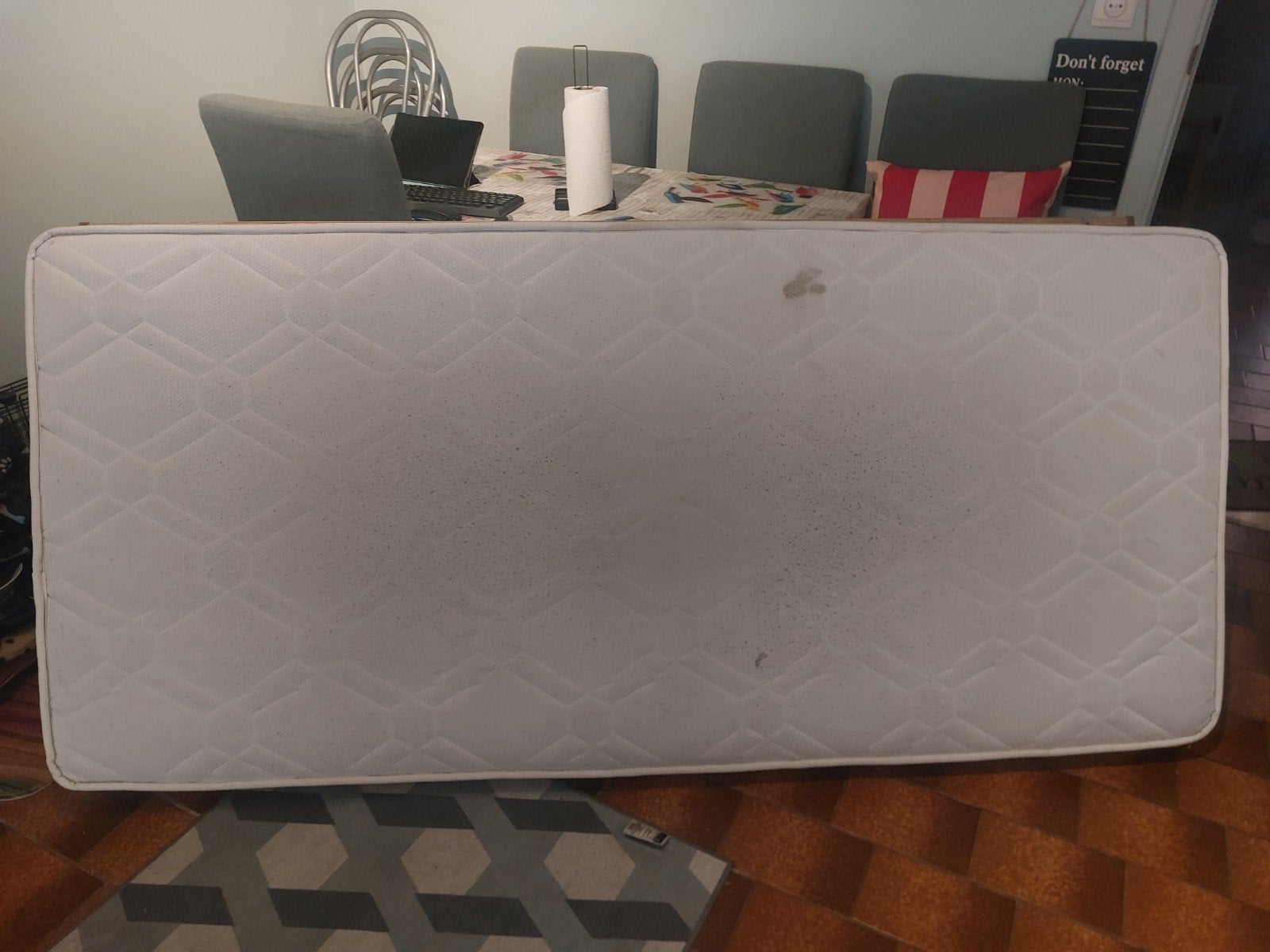 Gratis matras, Enlèvement, Matelas