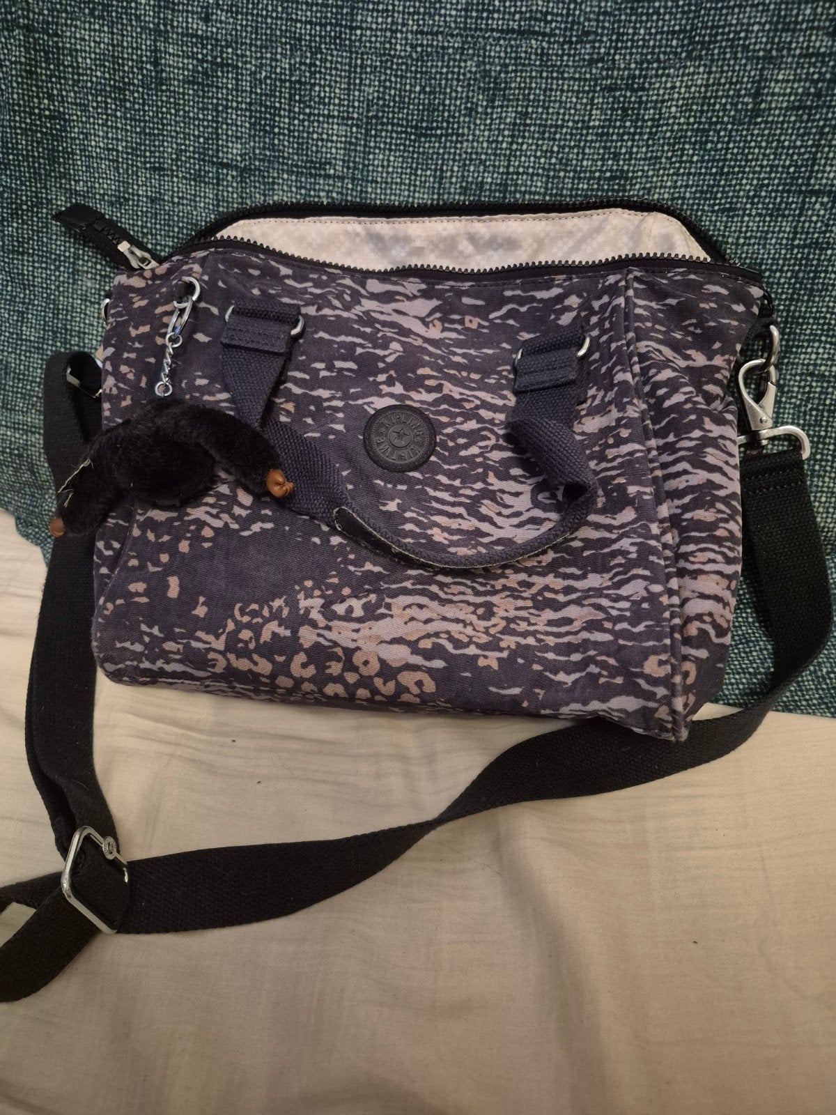 Kipling schoudertas groot, Bijoux, Sacs & Beauté, Sacs | Sacs à bandoulière, Enlèvement ou Envoi, Kipling
