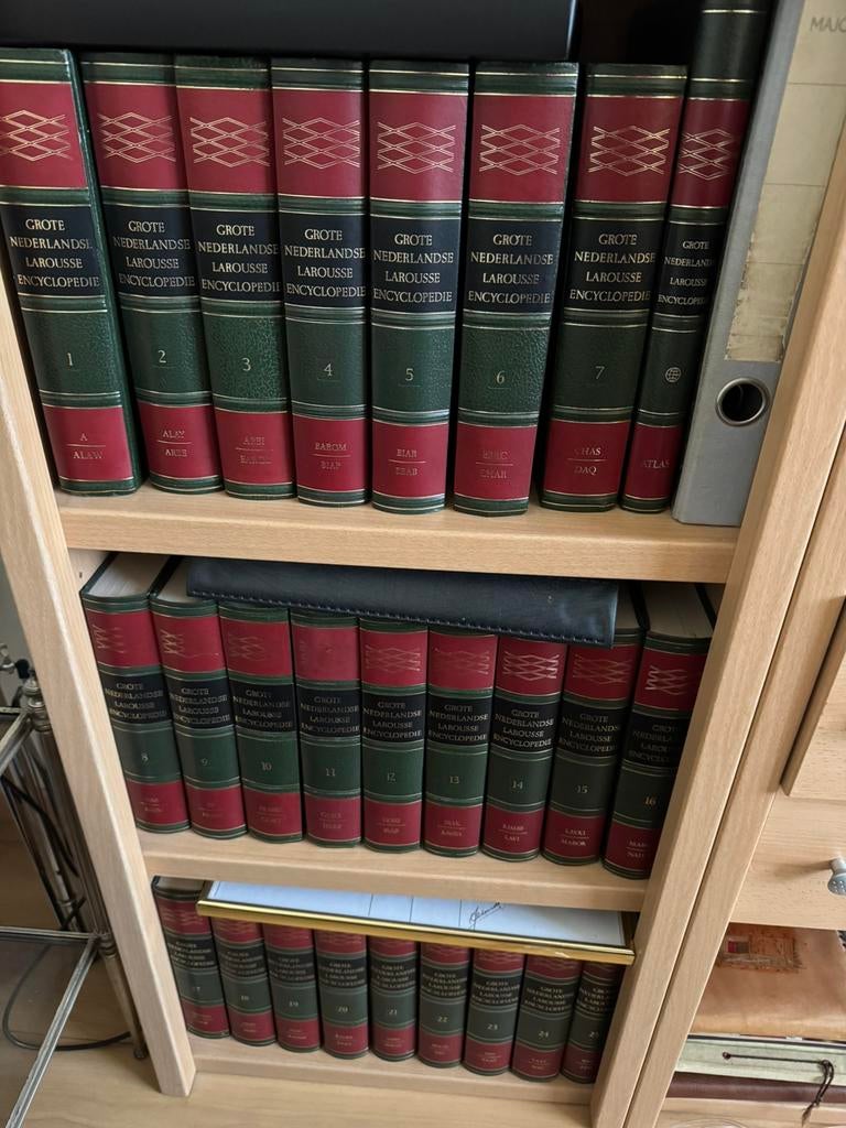 Grote Nederlandse Larousse Encyclopedie Boek, Boeken, Encyclopedieën, Ophalen, Zo goed als nieuw, Algemeen, Complete serie