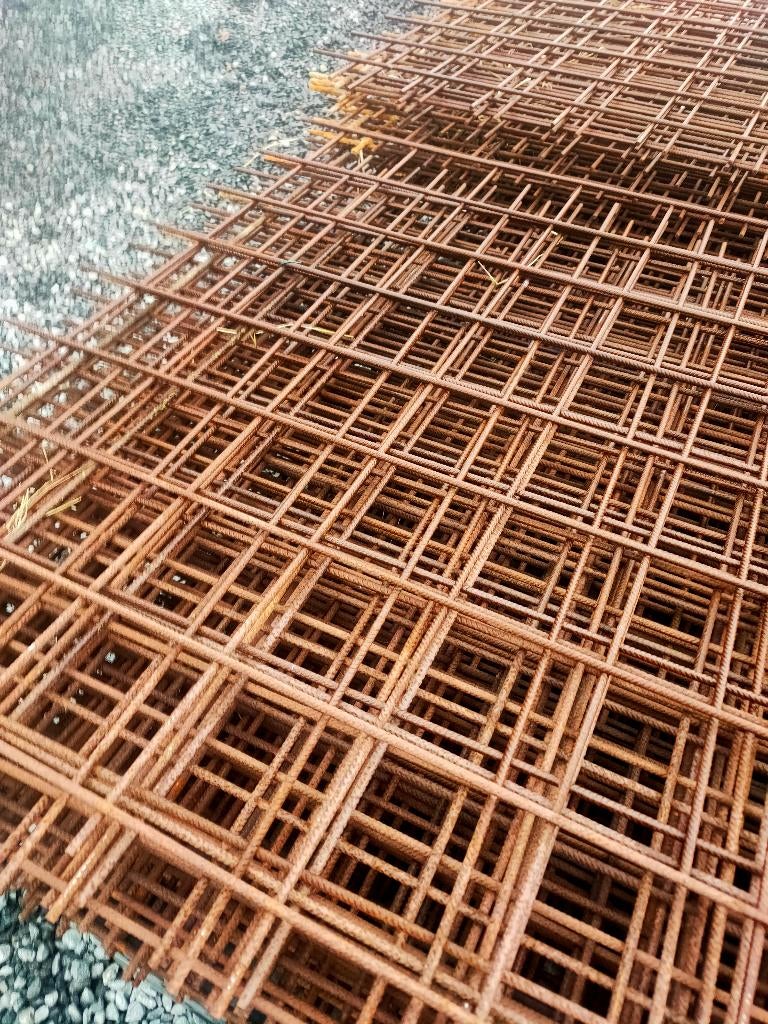 betonnetten, Doe-het-zelf en Bouw, Ophalen, IJzer