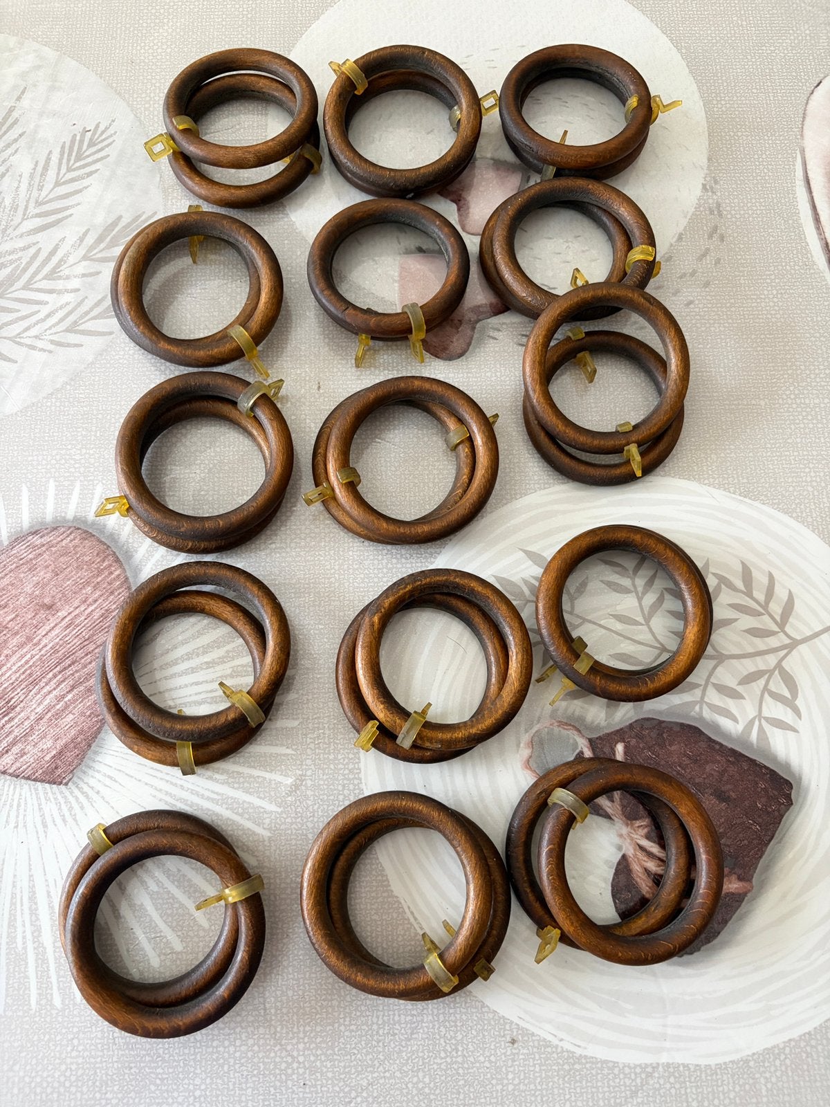 Anneaux en bois pour tringles lot de 30, Enlèvement ou Envoi, Comme neuf, Bois, Classique