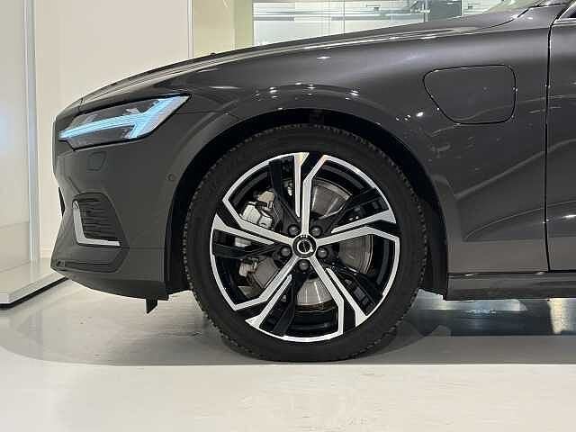 Volvo V60 T6 Recharge Bright Plus + electr trekhaak/360, Automaat, Euro 6, 1969 cc, 18 g/km