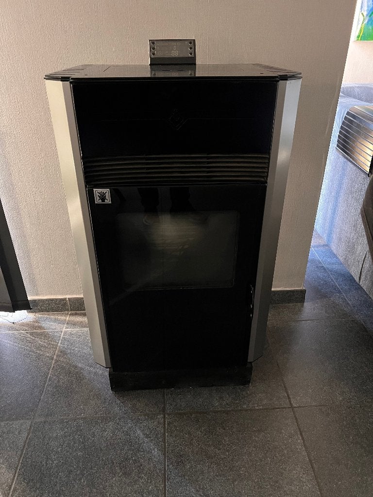 Pellka Pelletkachel 13kw, Huis en Inrichting, Ophalen, Gebruikt, Pelletkachel, Vrijstaand