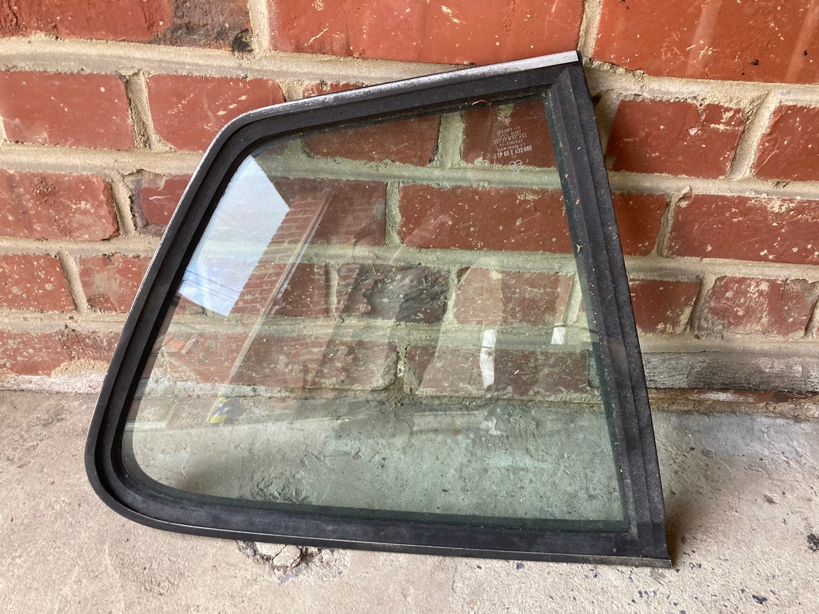 Vitre arrière droite pour Porsche 924/944, Enlèvement ou Envoi, Porsche