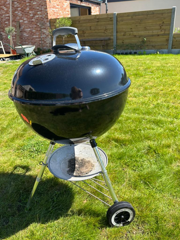 Weber houtskool barbecue 57cm, Ophalen, Gebruikt