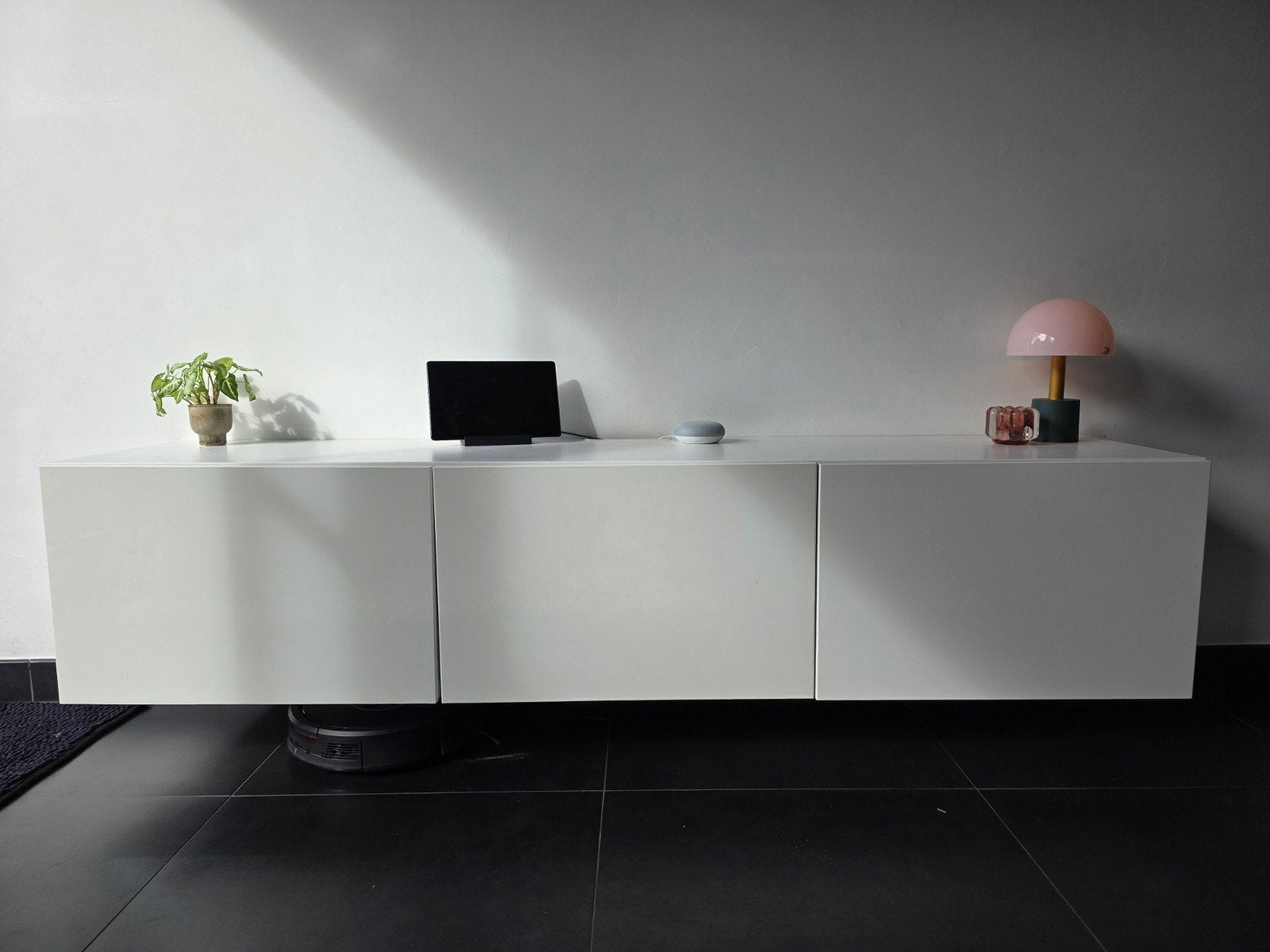 Ikea Besta tv-kast, Enlèvement