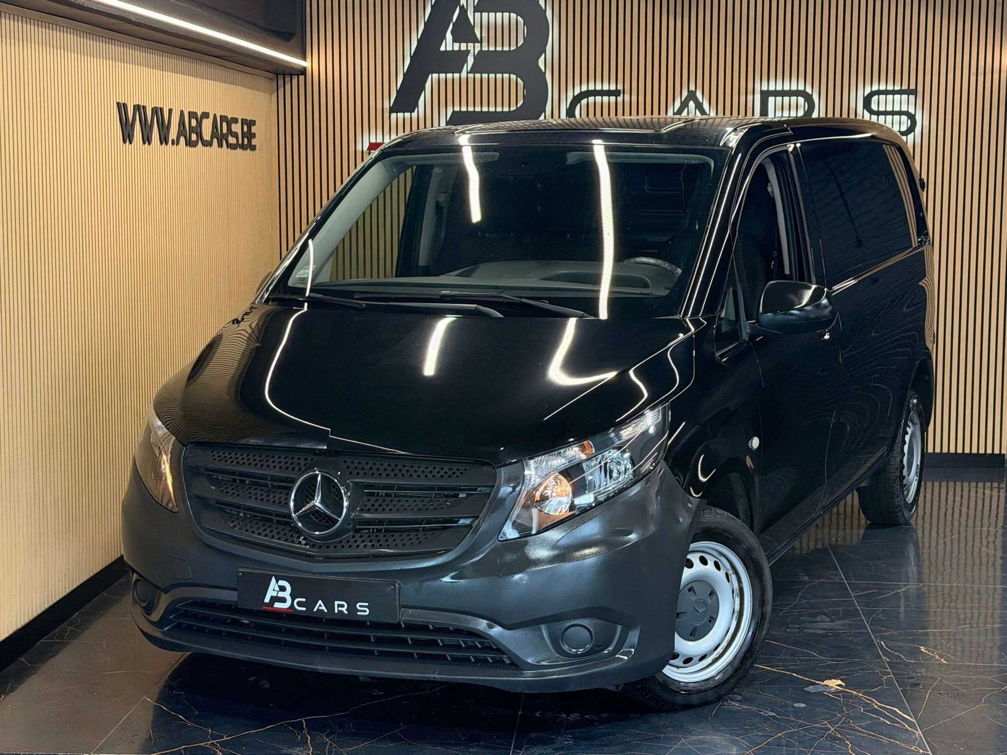Mercedes-Benz Vito 1.7 * UTILITAIRE 3 PLACES * GAR 12 MOIS *, Autos, 75 kW, Achat, Euro 6, 3 places
