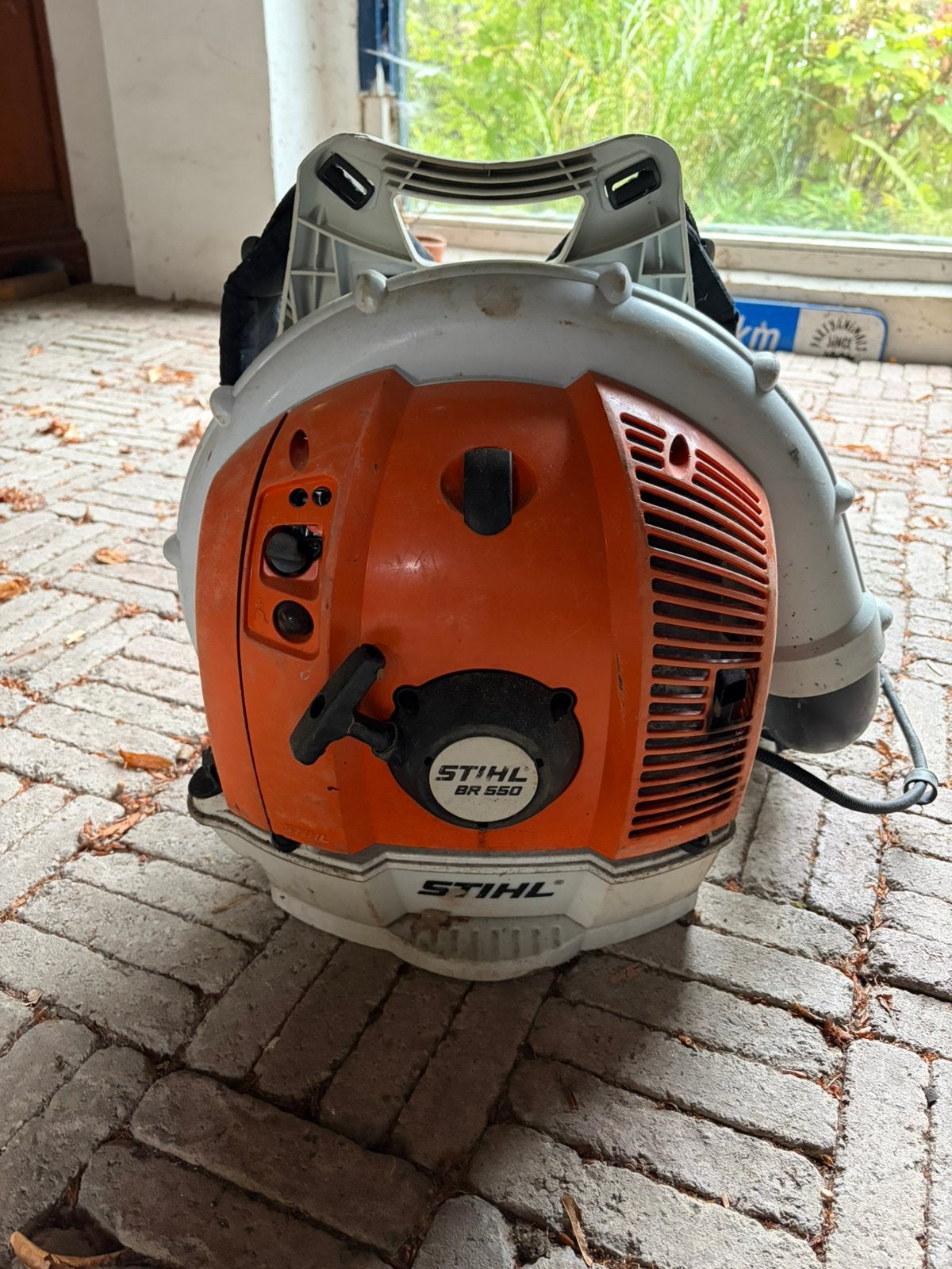 STIHL blasblazer BR550, Tuin en Terras, Ophalen, Gebruikt, Benzine, Ruggedragen