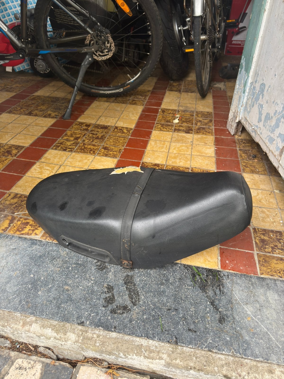 Piaggio zip type 1 2 3 zadel, Fietsen en Brommers, Ophalen, Gebruikt, Zadel