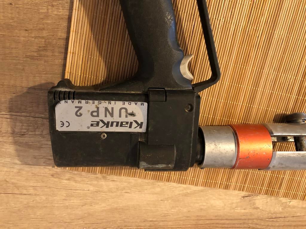 Pressmachine, Enlèvement, Comme neuf