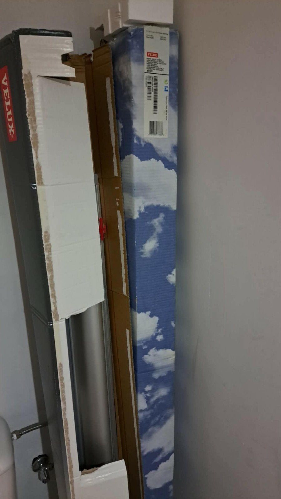 Velux vliegengordijn, Ophalen